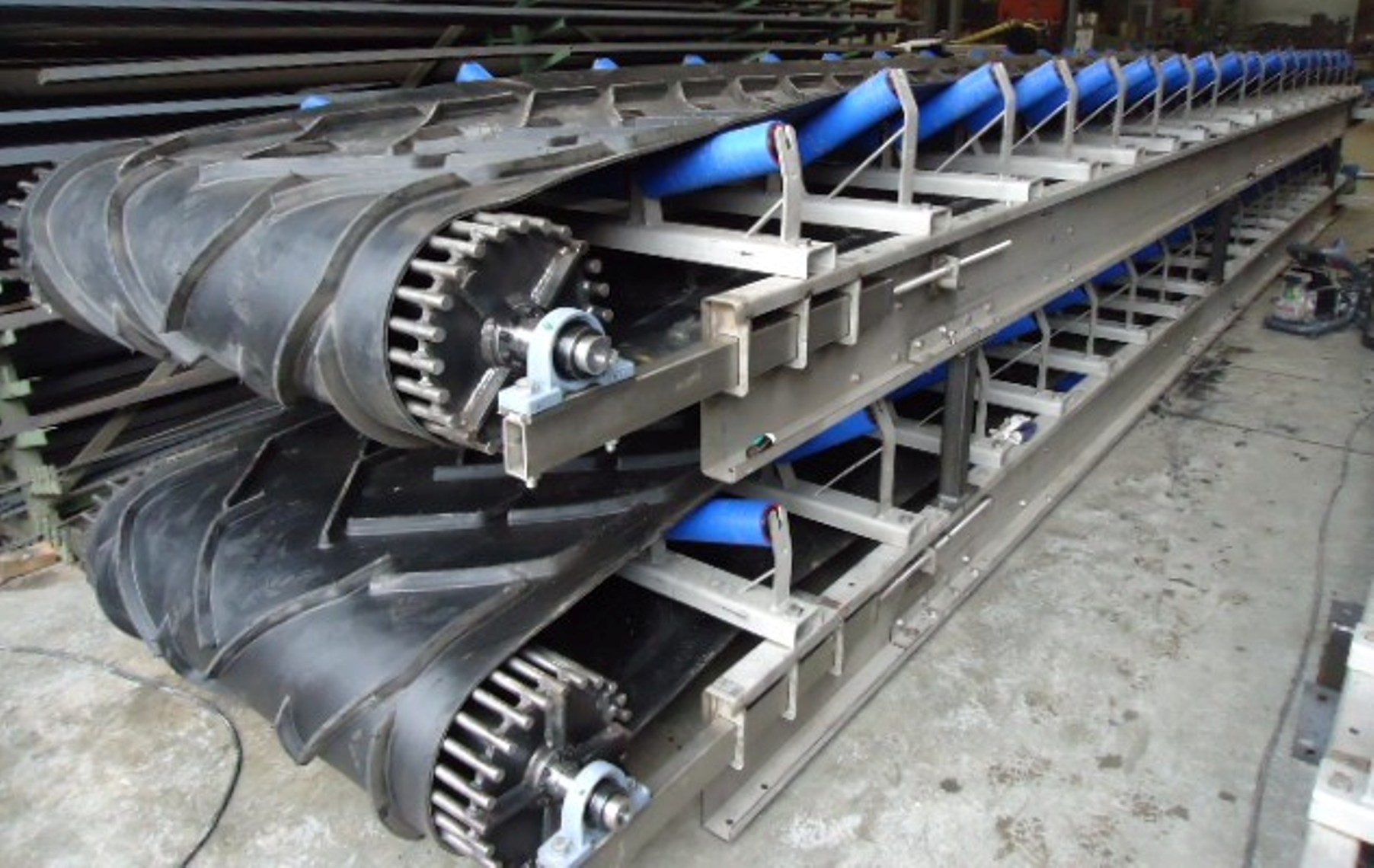 Bandes transporteuses en caoutchouc - MBS